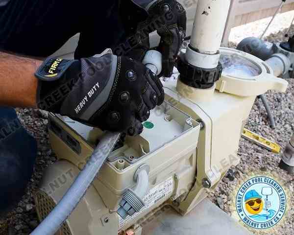 Replacing an older 2 speed pool pump with a variable speed pump in Walnut Creek, CA